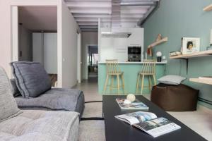 PIPA - Charming one Bedroom with Balcony