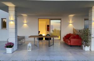 Luxury Villa Cirella happy island