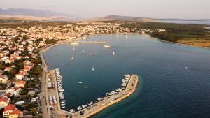 Apartment Chillout House Novalja