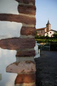B&B / Chambres d'hotes DOMAINE MOURGUY Chambres d-Hotes chez le vigneron : photos des chambres