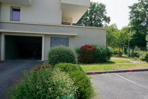 Appartements Le Clos Bellevue Appartement T3 parking + piscine : photos des chambres