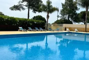 Garden Residence Premium by Sunny Deluxe - Roja- Pé