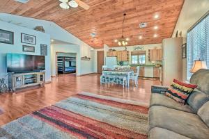 Bring a Pet Happy Jack Cabin with Fire Pit!