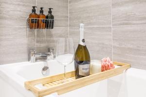 Cozy Coastal Getaway