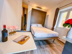Appart'hotels Les Studios du Pecheur - Hypercentre - Clim - City Trip : photos des chambres