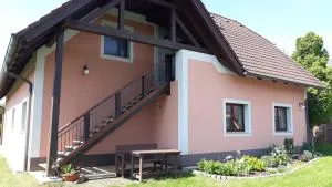 Ubytování u rybníka Svět - Domanín