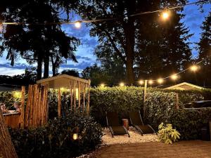 Het Verwende Nest met privé hottub & Barrel sauna