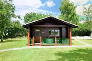 4 Pinewood Retreat - Combpyne