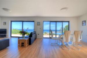 Harbour Heights Cottage