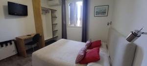 Hotels Hotel du Golfe : photos des chambres