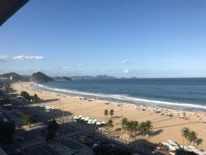 Lindo apartamento na avenida atlântica Copacabana R.J