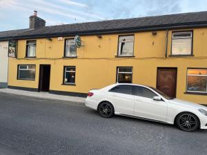 Dannys Bar & accommodation Broadford county Clare