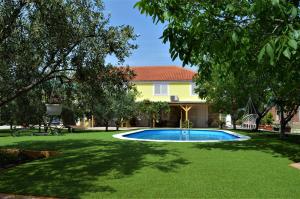 Studio Apartments Luka Biograd - Benkovac