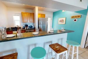 2 - Beach Club At Pass-A-Grille