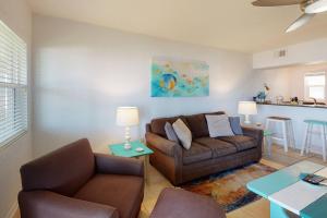 2 - Beach Club At Pass-A-Grille