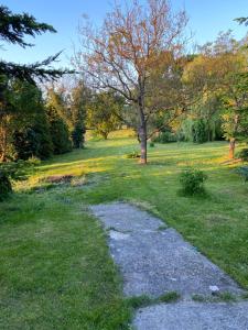 Romantická chalúpka na polosamote