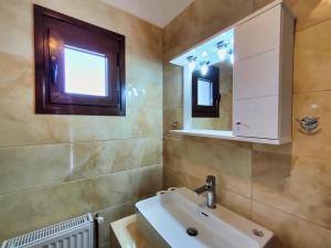 Gianna Plakia Kastraki - Meteora