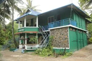 JUNGLE PARADISE FARM & GUEST HOUSE - Naduvattam