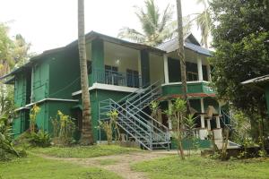 JUNGLE PARADISE FARM & GUEST HOUSE