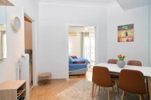 Venias Two-Bedroom apartment Kallimarmaro and Zappeio area