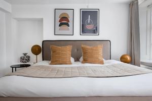 Sanders Regent - Precious One-Bedroom Apartment Near Central Square