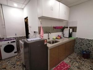 Fastbook Ferringhi SoHo unit 8pax