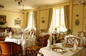 Hotels Logis L'hermitage : photos des chambres