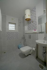 SM Royal Suites - Hotel near Kempegowda international Airport Bangalore