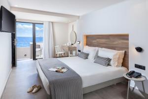 Standard Double Room with Sea View room in Carian Hotel