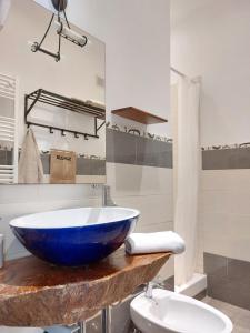 King Room with Balcony room in SWEET HOME & WELLNESS affittacamere