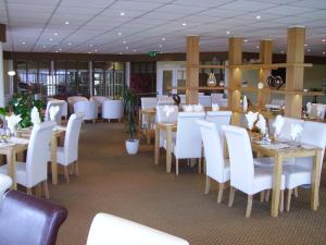 Croyde Bay Hotel or Self Catering