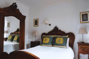 Hotels Hotel-Restaurant Le Manoir De Montesquiou : Chambre Double Standard