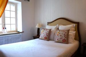 Hotels Hotel-Restaurant Le Manoir De Montesquiou : Chambre Double Standard