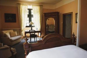 Hotels Hotel-Restaurant Le Manoir De Montesquiou : photos des chambres