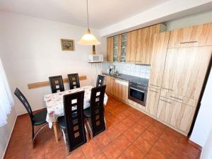 Apartments in Jadranovo 41872