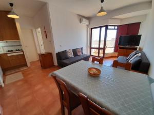 Fortaleza 1BDR Apartment WBalcony by LovelyStay