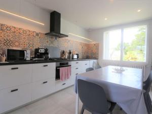 Maison rénovée 3 étoiles à 150m de la plage, idéale pour familles avec espace enfants et Wifi - FR-1-481-116