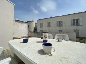 Appartements Appartement Saint-Martin-de-Re, 1 piece, 4 personnes - FR-1-246C-23 : photos des chambres