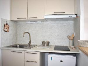 Appartements Studio Font-Romeu-Odeillo-Via, 1 piece, 4 personnes - FR-1-580-64 : photos des chambres