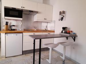 New Central Studio and Parking Zamarrilla