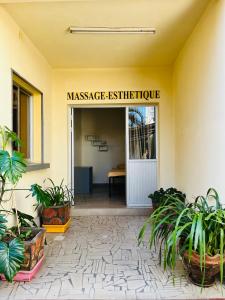 Hôtel - Appartement meublé " LES FLOTS BLEU "