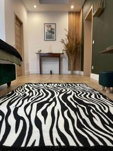 NOVA lake apartamente wild jungle