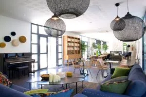 Résidence Service Seniors MONTANA - 阿维尼翁新城