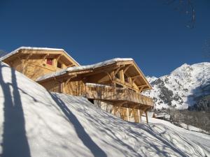 Chalet La Clusaz, 7 pièces, 14 personnes - FR-1-304-140