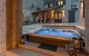 Villa Ajda with heated privat pool, jacuzzi, sauna, 4 bedroom, 4 bathroom