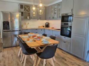 Villa Ajda with heated privat pool, jacuzzi, sauna, 4 bedroom, 4 bathroom