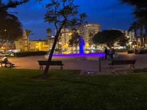 Luxury 190m2 Amplio apartamento moderno con terraza en la azotea de 50m2 junto a la playa, en el centro de Torre del Mar, Málaga, Modern large apartment with 50m2 roof terrace by the beach, right in the center of Torre del Mar, Malaga