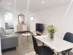 Appartements Maison de vacances L'Hote Champetre campagne arlesienne : photos des chambres