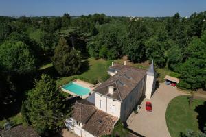 B&B / Chambres d'hotes Chateau Fleur D'Aya : Chambre Double ou Lits Jumeaux Deluxe – Vue sur Jardin