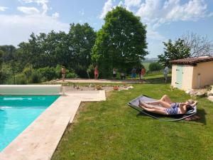 Maisons de vacances Gite Le Malartic Gersois avec piscine : photos des chambres